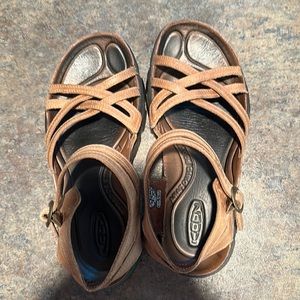 Keen leather sandals 8.5